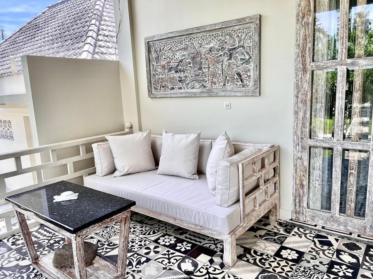 Dhauteya Villa Ambat Bagian luar foto